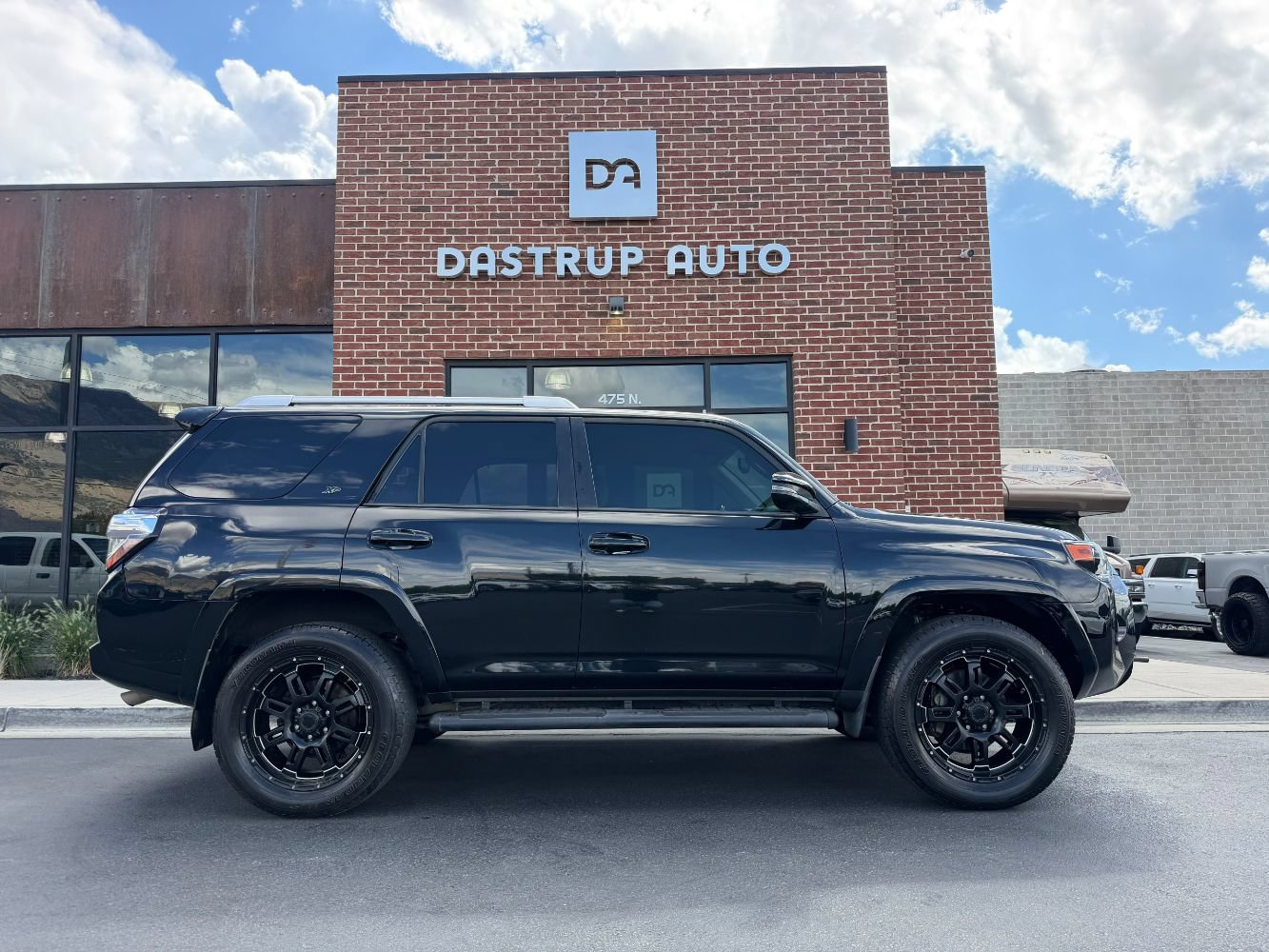 Used 2016 Toyota 4Runner SR5 Premium AWD/4WD image 4