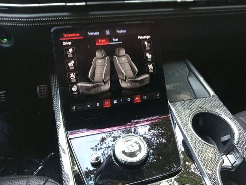 Certified 2025 Cadillac Escalade V AWD/4WD image 19