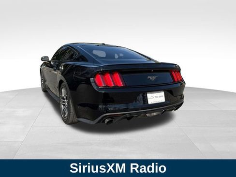 Used 2017 Ford Mustang Premium image 3