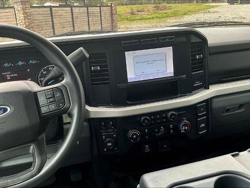Certified 2023 Ford F350 XLT AWD/4WD image 4