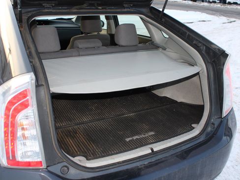 Used 2015 Toyota Prius One image 9