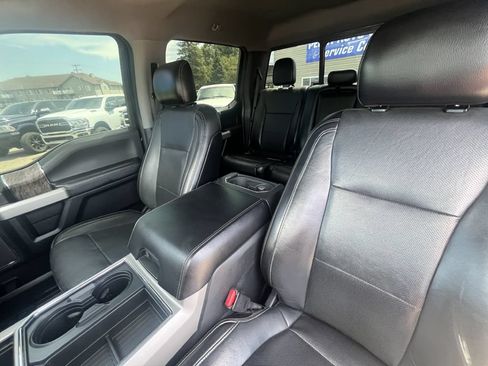 Used 2017 Ford F250 Lariat w/ Lariat Value Package AWD/4WD image 24
