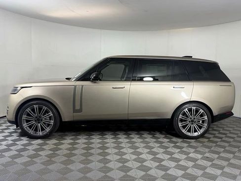 New 2026 Land Rover Range Rover Long Wheelbase SE image 3