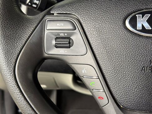 Used 2015 Kia Forte LX FWD image 24