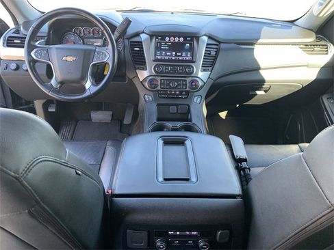 Used 2018 Chevrolet Tahoe LT image 18