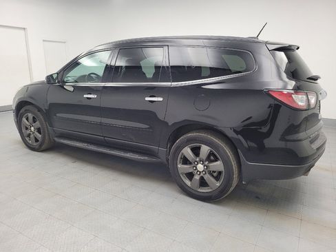 Used 2017 Chevrolet Traverse LT FWD image 3