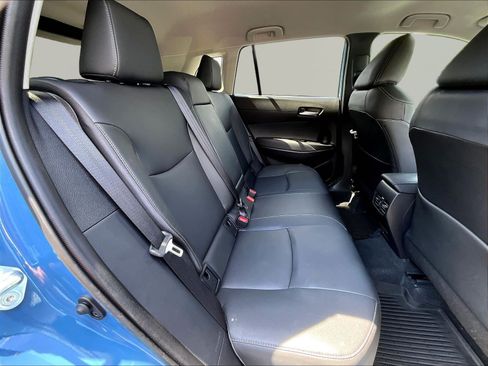Used 2026 Toyota Corolla Cross XLE FWD image 25