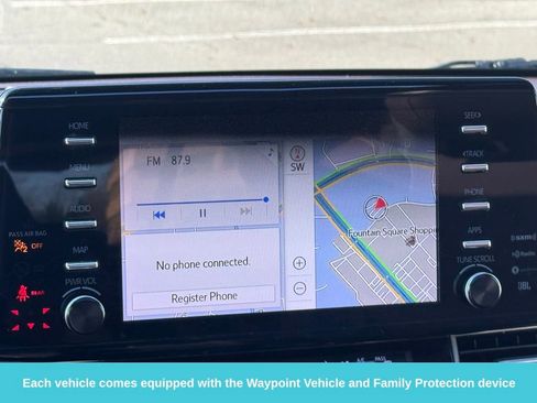 Used 2021 Toyota Sienna Platinum image 31