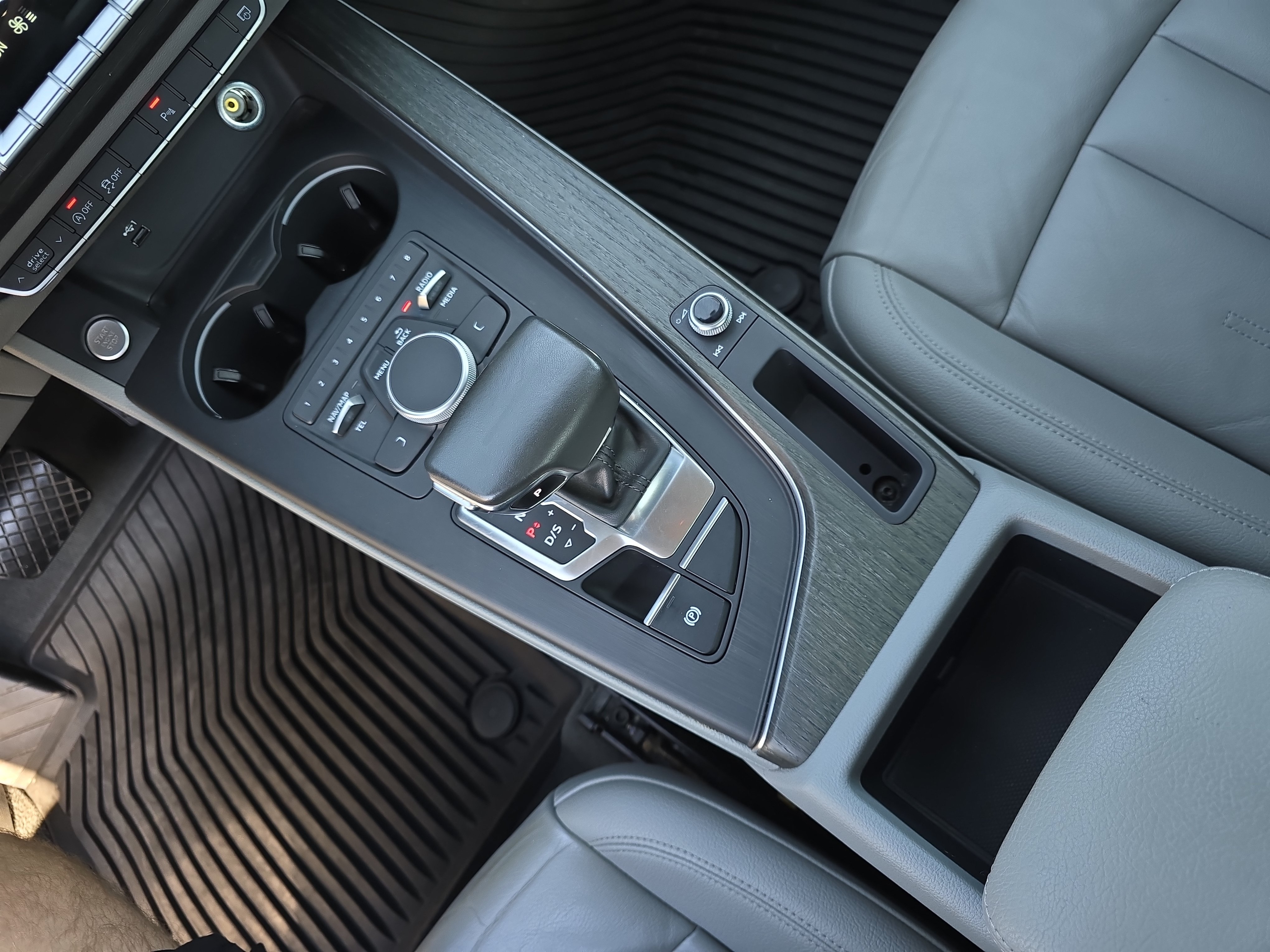 Used 2019 Audi A4 2.0T Premium FWD image 24