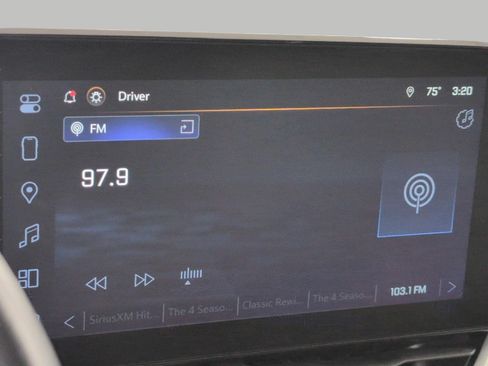 Used 2025 Chevrolet Equinox LT AWD/4WD image 7
