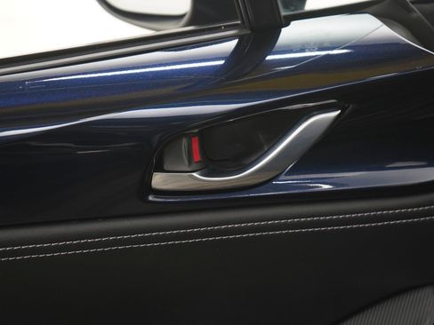 Used 2025 MAZDA MX-5 Miata RF Grand Touring image 17