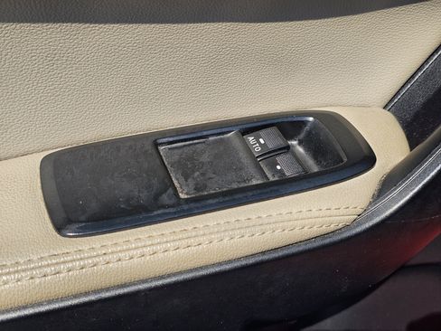 Used 2019 Ford Ranger Lariat w/ Equipment Group 501A Mid image 16