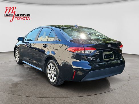 Used 2024 Toyota Corolla LE FWD image 14