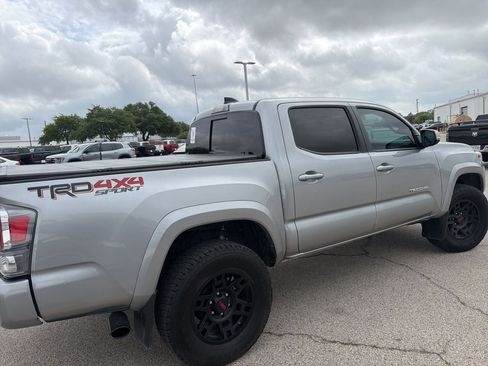 Used 2021 Toyota Tacoma TRD Sport w/ Advanced Technology Package image 6
