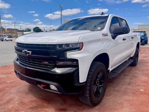 Used 2022 Chevrolet Silverado 1500 LT Trail Boss w/ Convenience Package II AWD/4WD image 1
