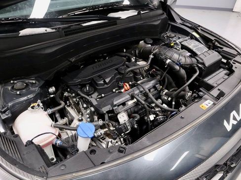 Used 2024 Kia Seltos X-Line image 19