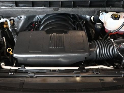 Used 2021 Cadillac Escalade Sport RWD image 28