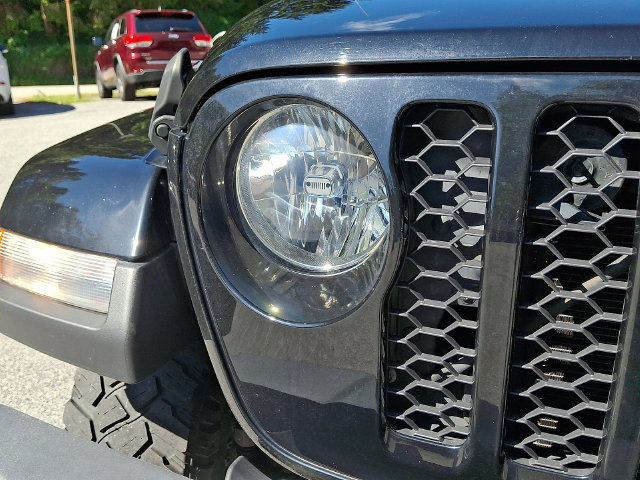 Used 2022 Jeep Gladiator Sport AWD/4WD image 11
