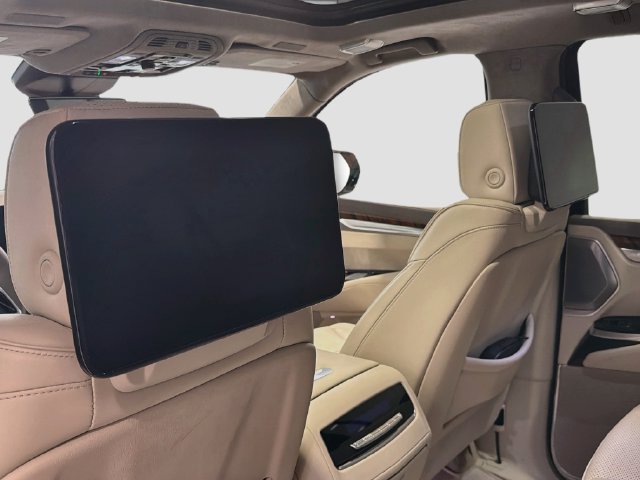 Used 2025 Cadillac Escalade ESV Premium Luxury Platinum AWD/4WD image 22