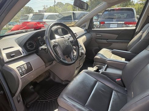 Used 2013 Honda Odyssey Touring image 12