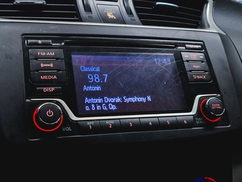 Used 2015 Nissan Sentra SV w/ Cold Weather Package FWD image 28