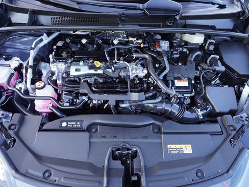 Certified 2025 Toyota Prius XLE image 21