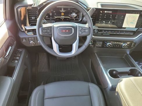 New 2025 GMC Sierra 2500 SLT image 5