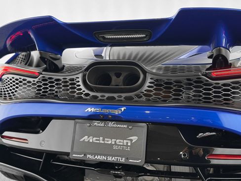Used 2024 McLaren 750S Spider RWD image 45