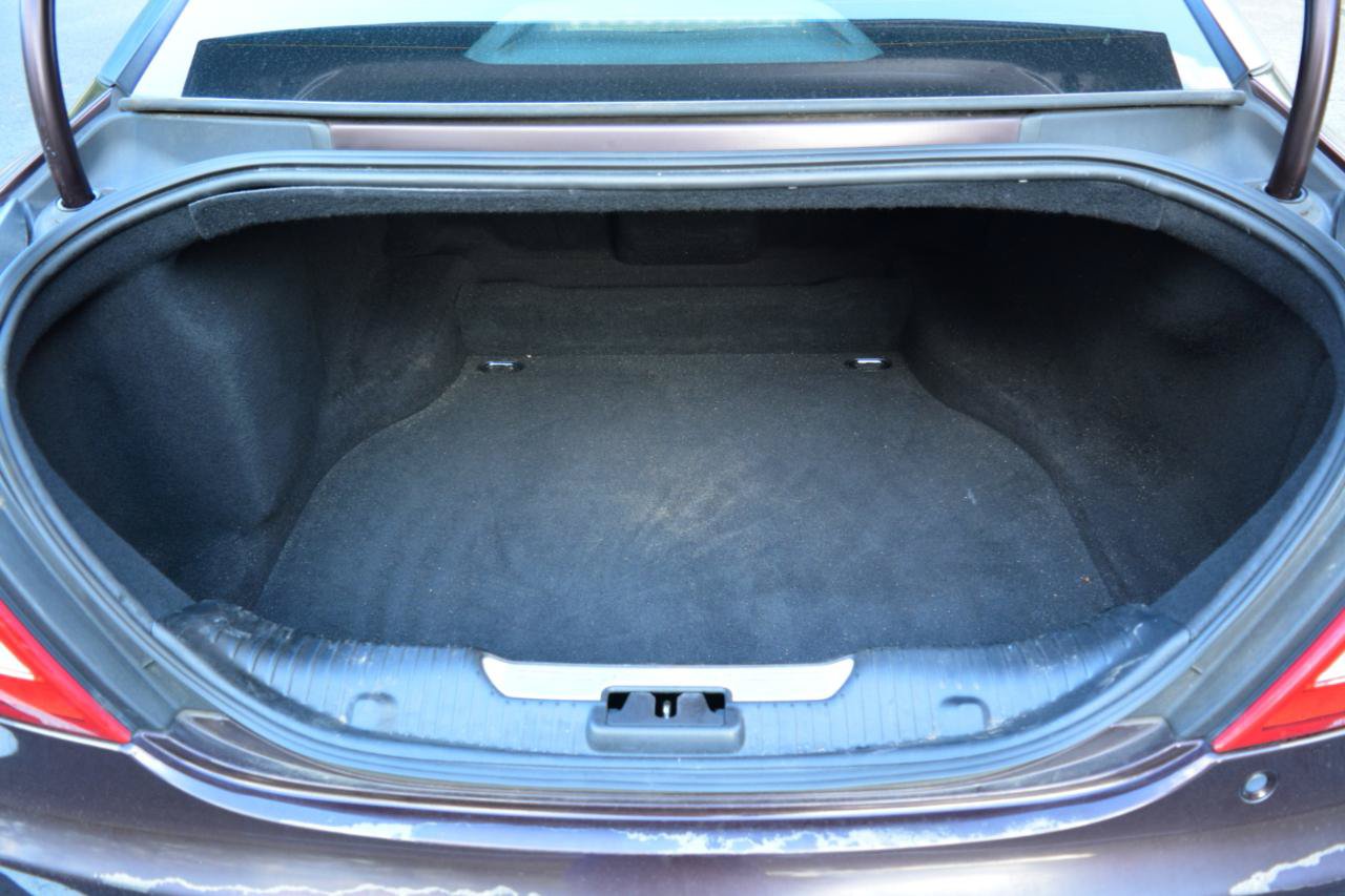 Used 2016 Jaguar XJ L Portfolio RWD image 13