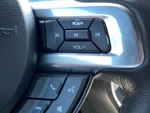 Used 2015 Ford Mustang Premium RWD image 19