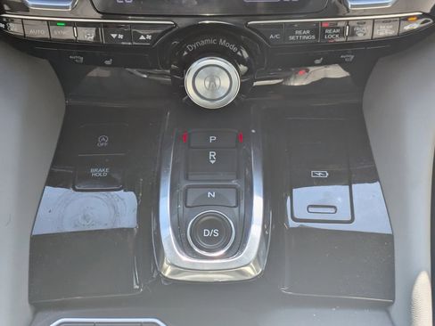 Used 2022 Acura MDX FWD w/ Technology Package image 19