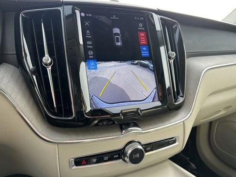Certified 2023 Volvo XC60 B5 Ultimate image 24