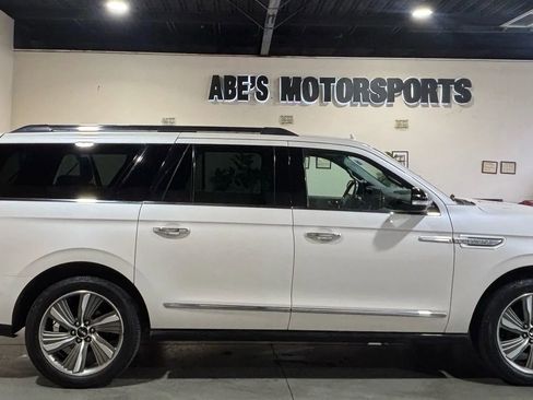 Used 2018 Lincoln Navigator L Reserve w/ Technology Package image 4