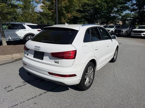 Used 2018 Audi Q3 2.0T Premium w/ Convenience Package AWD/4WD image 5