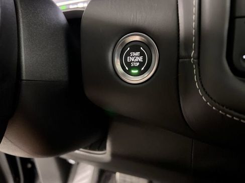 Certified 2024 GMC Yukon Denali Ultimate AWD/4WD image 17
