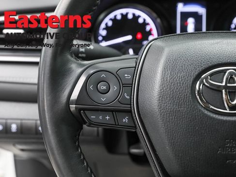 Used 2024 Toyota Camry SE image 15