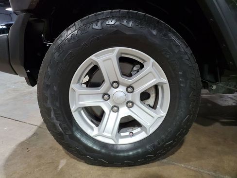 Used 2021 Jeep Wrangler Unlimited Sport AWD/4WD image 51