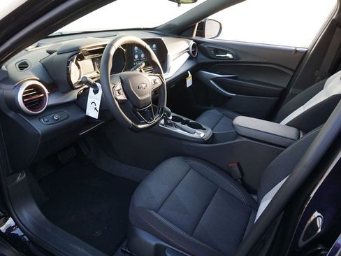 New 2026 Chevrolet Trax RS FWD image 9