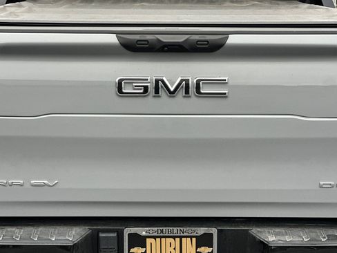 Used 2025 GMC Sierra EV Denali image 48