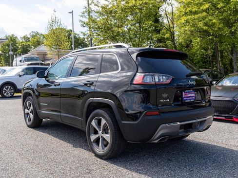 Used 2019 Jeep Cherokee Limited w/ Luxury Group AWD/4WD image 4