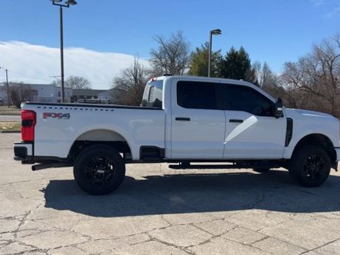 Used 2023 Ford F250 XL w/ STX Appearance Package image 9
