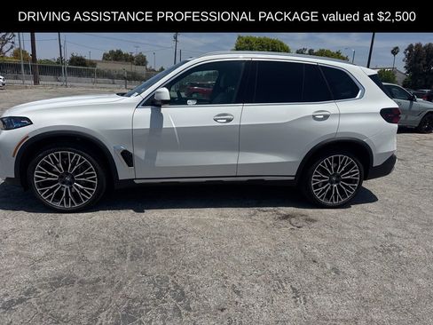 Used 2026 BMW X5 sDrive40i RWD image 2