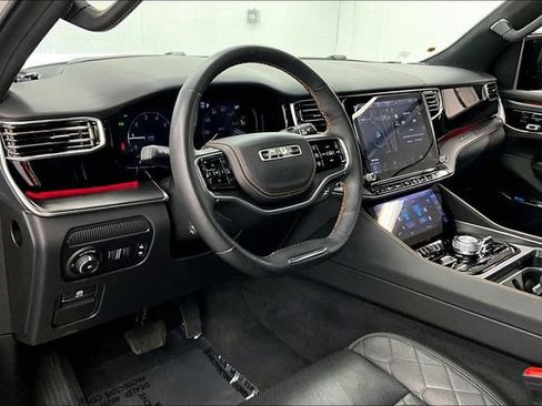 Used 2024 Jeep Grand Wagoneer Series III w/ Quick Order Packagew 28T AWD/4WD image 17