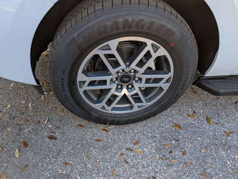 New 2026 Ford Expedition Active image 35