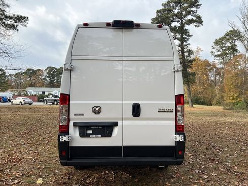 New 2026 RAM ProMaster 3500 w/ Premium Convenience Group image 5