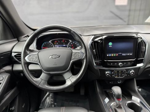 Used 2024 Chevrolet Traverse RS image 24