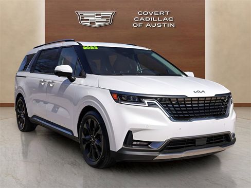 Used 2023 Kia Carnival SX Prestige image 6