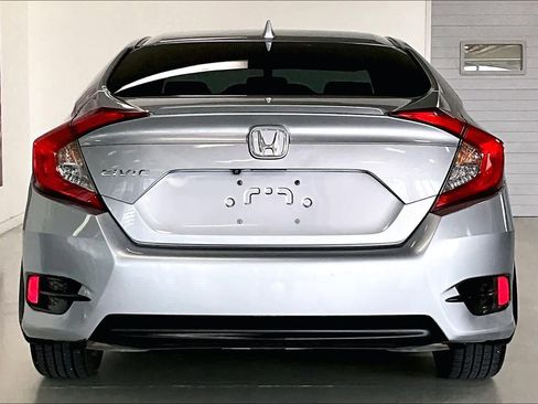 Used 2016 Honda Civic EX-T image 5