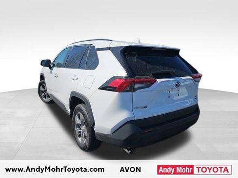 Used 2022 Toyota RAV4 XLE image 5