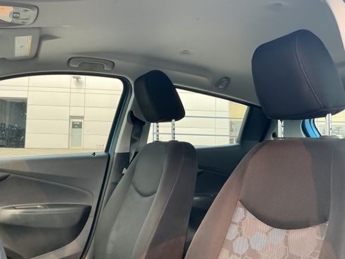 Used 2018 Chevrolet Spark LS FWD image 4